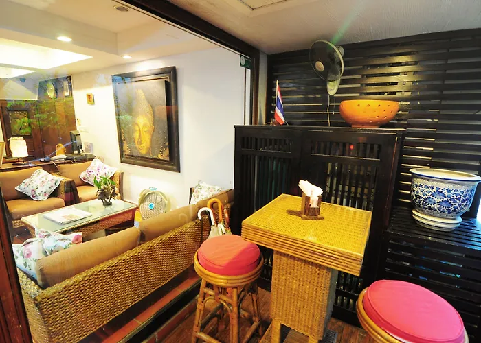 Baan Sukhumvit Soi 20 Отель
