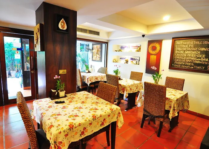 Baan Sukhumvit Soi 20 Отель Бангкок