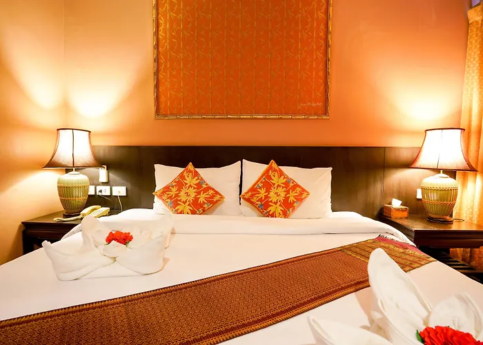 Отель Baan Sukhumvit Soi 20 3*