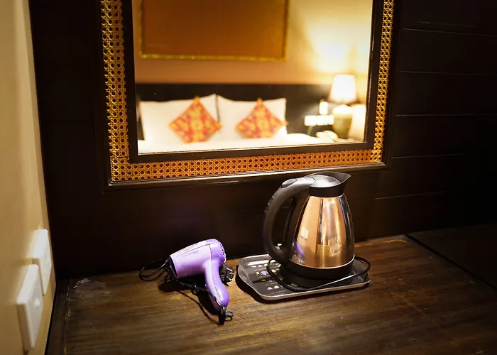 Baan Sukhumvit Soi 20 Отель Бангкок