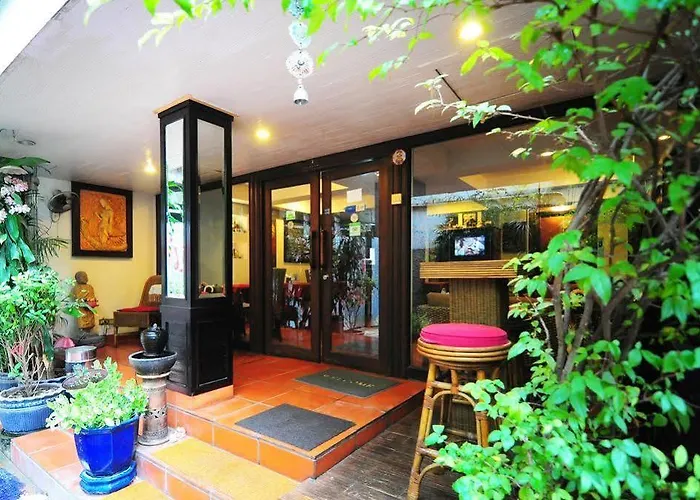 Baan Sukhumvit Soi 20